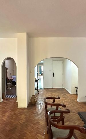 Apartamento à venda com 202m², 4 quartos e 1 vaga