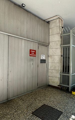 Apartamento à venda com 202m², 4 quartos e 1 vaga