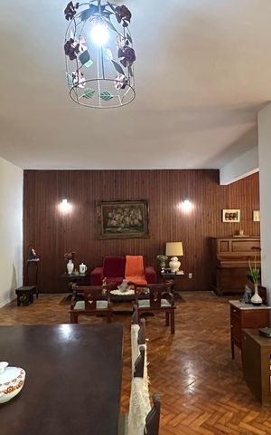 Apartamento à venda com 202m², 4 quartos e 1 vaga