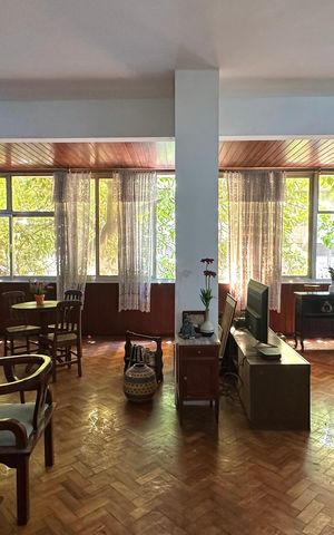 Apartamento à venda com 202m², 4 quartos e 1 vaga