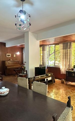 Apartamento à venda com 202m², 4 quartos e 1 vaga