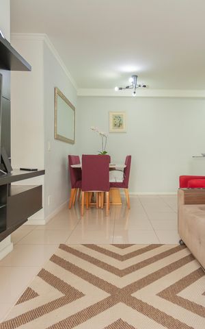 Apartamento à venda com 81m², 3 quartos e 1 vagaSala