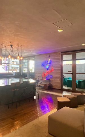 Studio para alugar com 20m², 1 quarto e sem vaga Studio para alugar com 20m², 1 quarto e sem vagaSalão de Festas