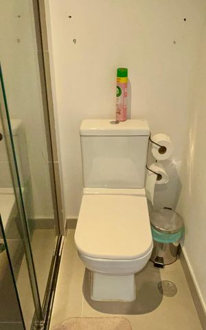 Studio para alugar com 20m², 1 quarto e sem vaga Studio para alugar com 20m², 1 quarto e sem vagaBanheiro