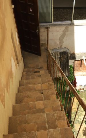 Apartamento para alugar com 135m², 3 quartos e sem vagaEscada
