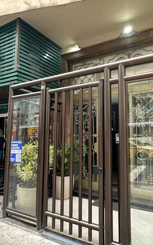 Apartamento à venda com 231m², 4 quartos e 1 vaga