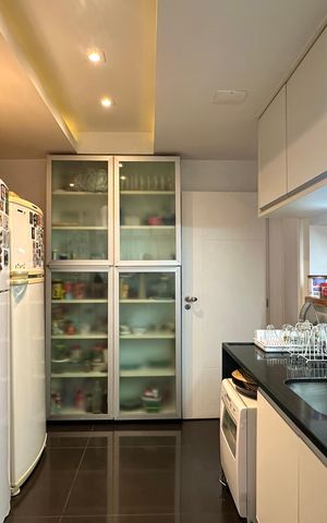 Apartamento à venda com 231m², 4 quartos e 1 vaga