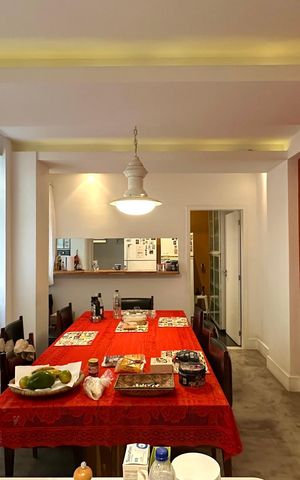 Apartamento à venda com 231m², 4 quartos e 1 vaga