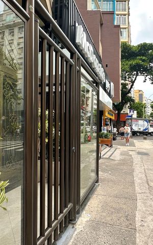 Apartamento à venda com 231m², 4 quartos e 1 vaga