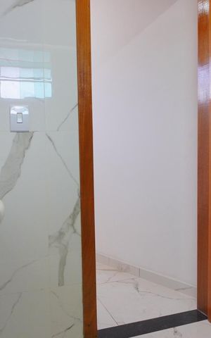Casa à venda com 380m², 3 quartos e 6 vagas Casa à venda com 380m², 3 quartos e 6 vagasBanheiro suite