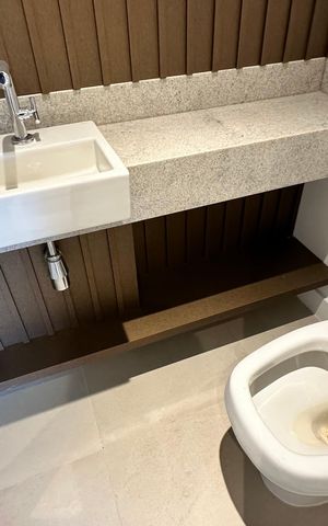 Apartamento à venda com 156m², 4 quartos e 2 vagas Apartamento à venda com 156m², 4 quartos e 2 vagasLavabo