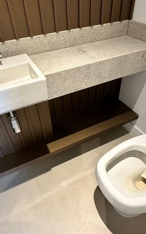 Apartamento à venda com 156m², 4 quartos e 2 vagas Apartamento à venda com 156m², 4 quartos e 2 vagasLavabo