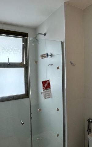 Apartamento à venda com 156m², 4 quartos e 2 vagas Apartamento à venda com 156m², 4 quartos e 2 vagasBanheiro quarto 3