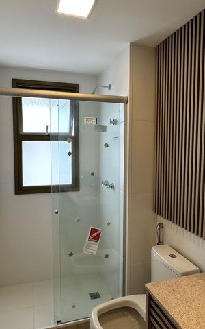 Apartamento à venda com 156m², 4 quartos e 2 vagas Apartamento à venda com 156m², 4 quartos e 2 vagasBanheiro quarto 4
