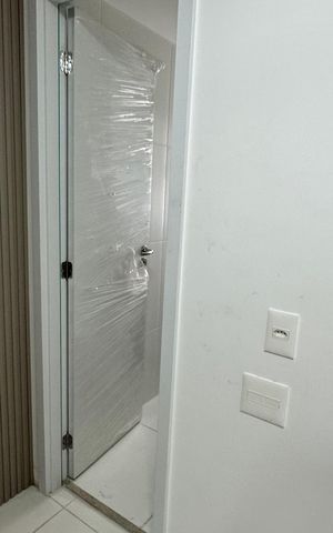 Apartamento à venda com 156m², 4 quartos e 2 vagas Apartamento à venda com 156m², 4 quartos e 2 vagasQuarto de Serviço
