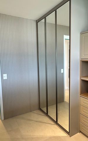Apartamento à venda com 156m², 4 quartos e 2 vagas Apartamento à venda com 156m², 4 quartos e 2 vagasQuarto 1