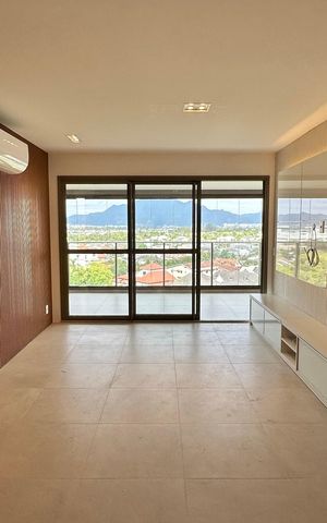 Apartamento à venda com 156m², 4 quartos e 2 vagas Apartamento à venda com 156m², 4 quartos e 2 vagasSala