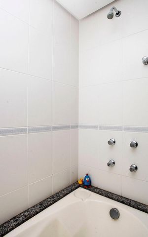 Apartamento à venda com 110m², 3 quartos e 2 vagasBanheiro 1 Quarto Suíte