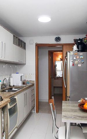 Apartamento à venda com 110m², 3 quartos e 2 vagasCozinha + Área de Serviço