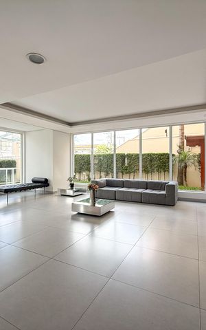 Apartamento à venda com 98m², 3 quartos e 2 vagas Apartamento à venda com 98m², 3 quartos e 2 vagasHall de entrada