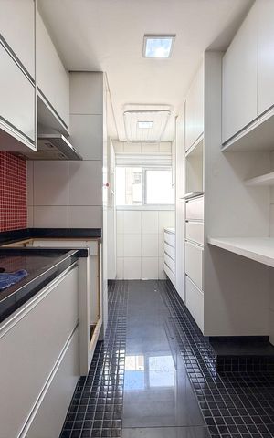 Apartamento à venda com 98m², 3 quartos e 2 vagas Apartamento à venda com 98m², 3 quartos e 2 vagasCozinha