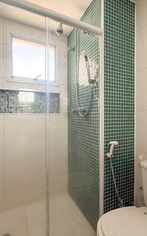 Apartamento à venda com 98m², 3 quartos e 2 vagas Apartamento à venda com 98m², 3 quartos e 2 vagasBanheiro da Suíte