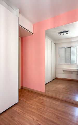 Apartamento à venda com 98m², 3 quartos e 2 vagas Apartamento à venda com 98m², 3 quartos e 2 vagasSuíte