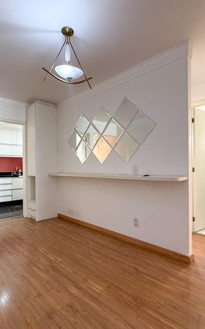 Apartamento à venda com 98m², 3 quartos e 2 vagas Apartamento à venda com 98m², 3 quartos e 2 vagasSala