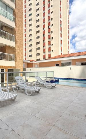 Apartamento à venda com 98m², 3 quartos e 2 vagas Apartamento à venda com 98m², 3 quartos e 2 vagasÁrea comum - Piscina