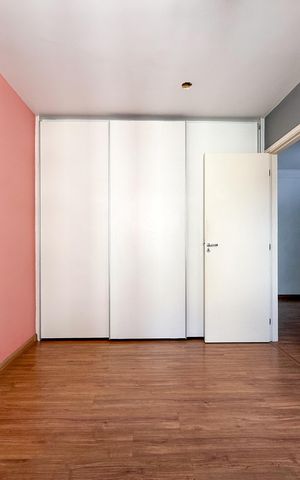 Apartamento à venda com 98m², 3 quartos e 2 vagas Apartamento à venda com 98m², 3 quartos e 2 vagasQuarto 1