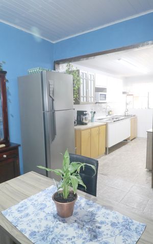 Casa para alugar com 180m², 3 quartos e 2 vagasCozinha
