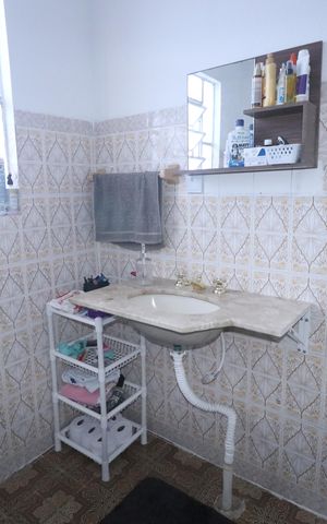Casa para alugar com 180m², 3 quartos e 2 vagasBanheiro 1