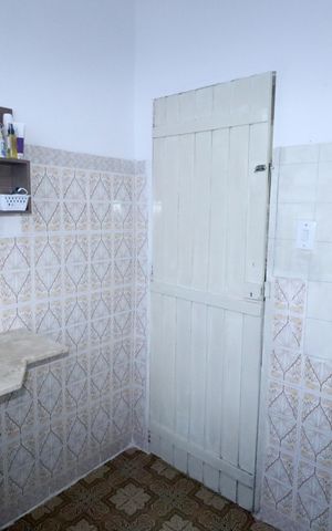 Casa para alugar com 180m², 3 quartos e 2 vagasBanheiro 1
