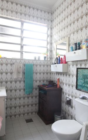 Casa à venda com 340m², 3 quartos e 4 vagasBanheiro social