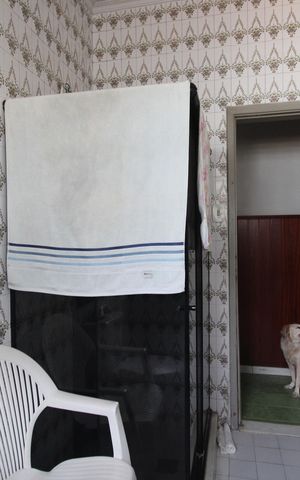 Casa à venda com 340m², 3 quartos e 4 vagasBanheiro social