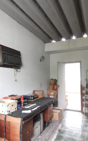 Casa à venda com 340m², 3 quartos e 4 vagasTerraço - Escritório