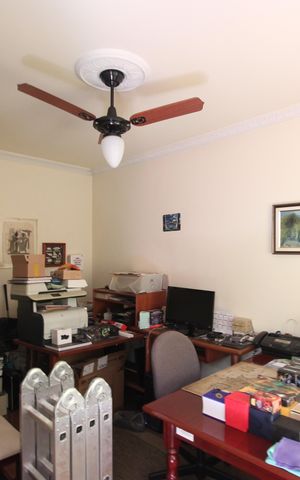 Casa à venda com 340m², 3 quartos e 4 vagasLateral 2 - Escritório
