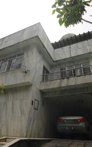 Casa à venda com 340m², 3 quartos e 4 vagasFrente da casa
