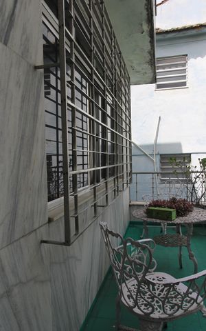 Casa à venda com 340m², 3 quartos e 4 vagasSala - Varanda