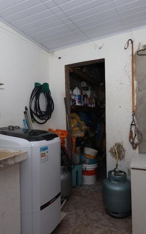 Casa à venda com 180m², 4 quartos e 1 vagaLavanderia