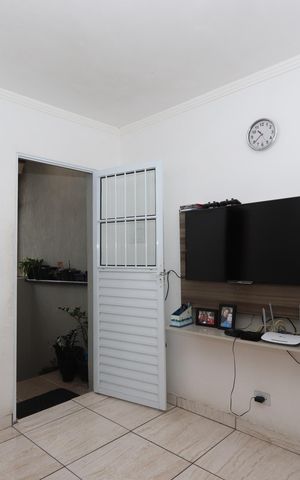 Casa à venda com 180m², 4 quartos e 1 vagaSala