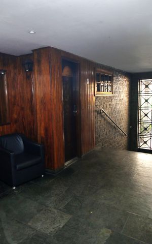 Apartamento à venda com 70m², 2 quartos e 1 vagaÁrea comum - Hall de Entrada