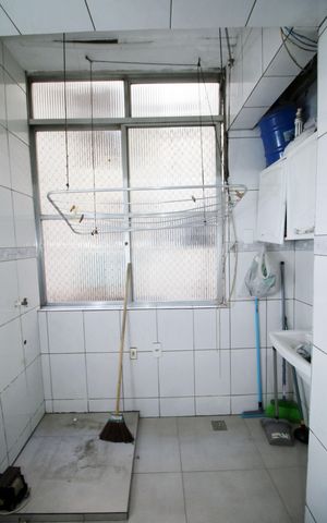 Apartamento à venda com 70m², 2 quartos e 1 vagaÁrea de Serviço