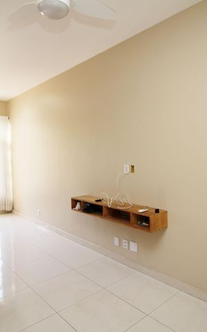 Apartamento à venda com 70m², 2 quartos e 1 vagaSala