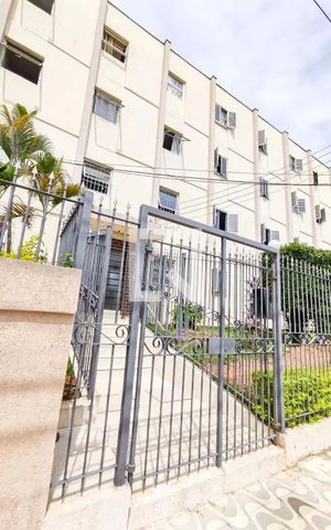 Apartamento à venda com 75m², 3 quartos e sem vaga Apartamento à venda com 75m², 3 quartos e sem vagaFachado do condomínio