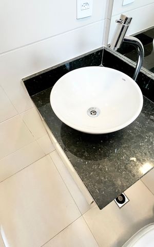 Apartamento à venda com 50m², 2 quartos e 1 vaga Apartamento à venda com 50m², 2 quartos e 1 vagaBanheiro da Suíte