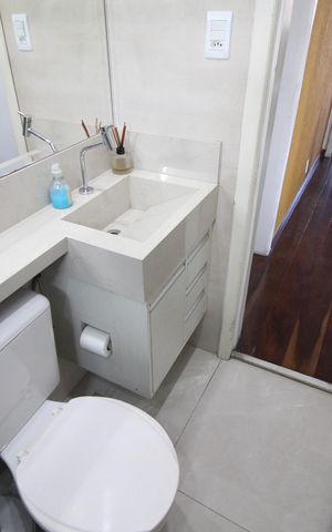 Casa à venda com 186m², 5 quartos e 3 vagasBanheiro 2