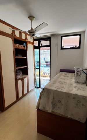 Apartamento à venda com 347m², 5 quartos e 2 vagas Apartamento à venda com 347m², 5 quartos e 2 vagasQuarto de Serviço