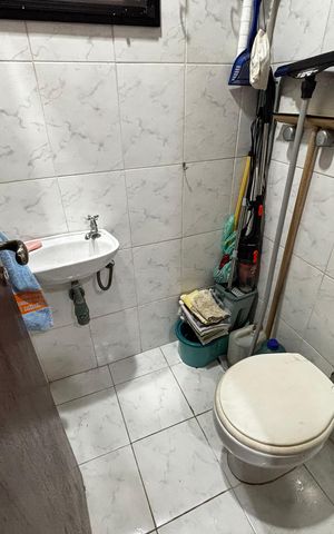 Apartamento à venda com 347m², 5 quartos e 2 vagas Apartamento à venda com 347m², 5 quartos e 2 vagasBanheiro de serviço