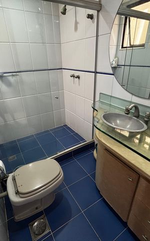 Apartamento à venda com 347m², 5 quartos e 2 vagas Apartamento à venda com 347m², 5 quartos e 2 vagasBanheiro da Suíte 4
